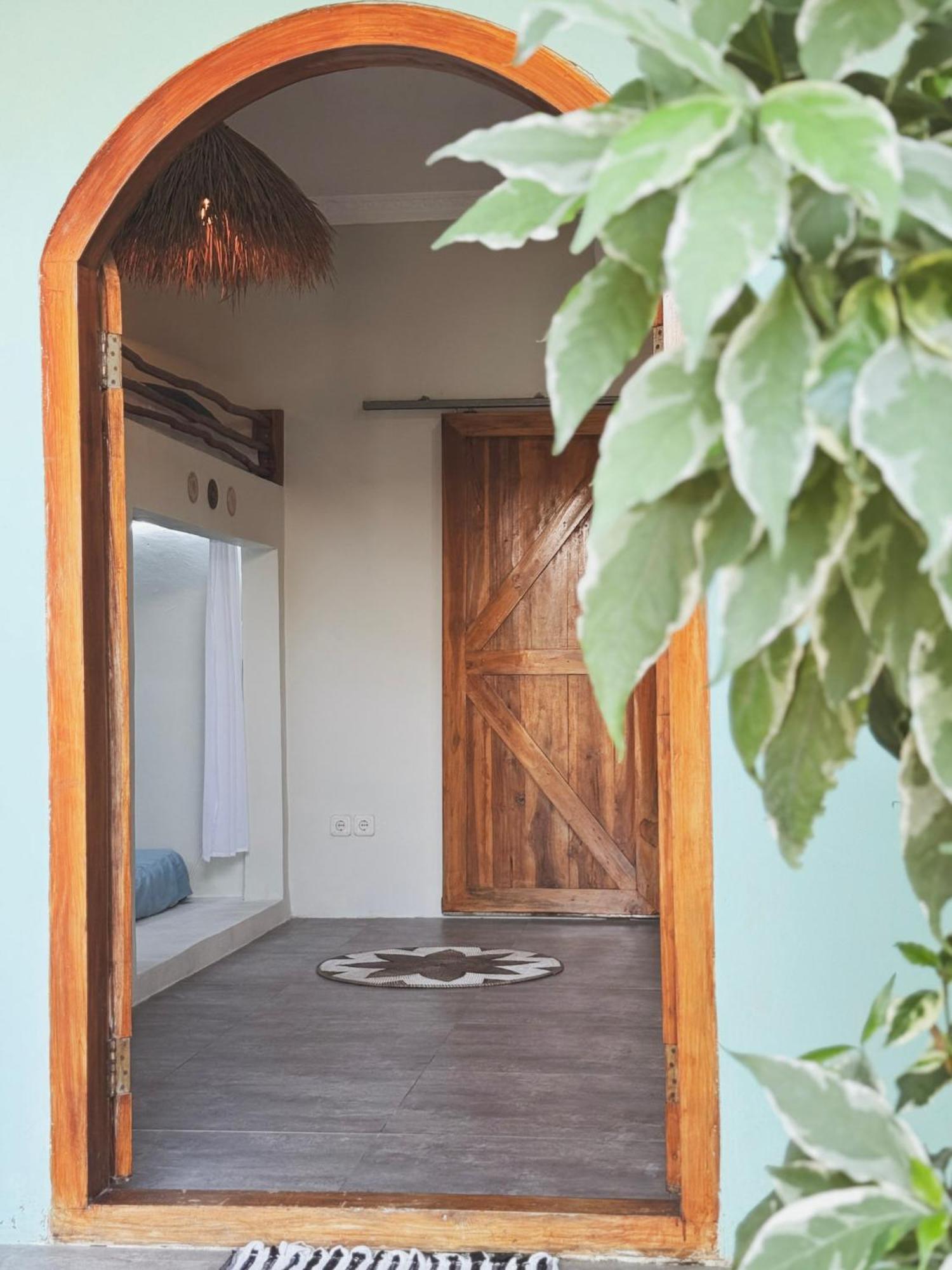 Secret Spot Surf And Stay Kuta  Eksteriør bilde
